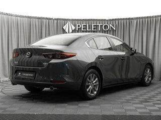 2019 Mazda 3 IV (BP), серый, 1995000 рублей, вид 5