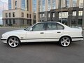 1989 BMW 5 серии 520i III (E34), белый - вид 1