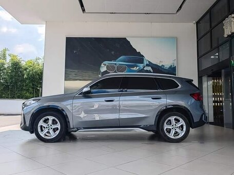 2023 BMW X1 Long 20Li sDrive III (U11/U12), серый, 3410000 рублей, вид 3