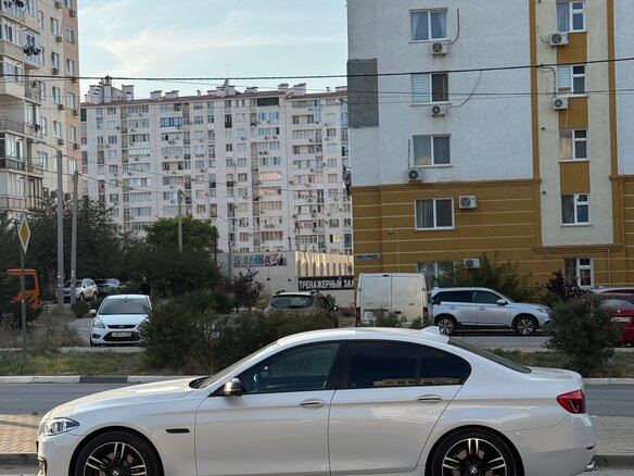 2013 BMW 5 серии 520d VI (F10/F11/F07) Рестайлинг, белый, 1950000 рублей - вид 7