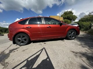 2007 Ford Focus II Рестайлинг, красный, 450000 рублей, вид 3