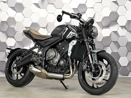 2021 Triumph Trident 660, чёрный, 777000 рублей, вид 1