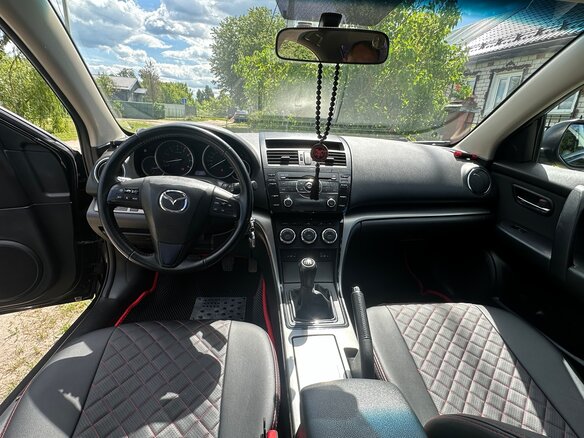 2011 Mazda 6 II (GH) Рестайлинг, чёрный, 800000 рублей - вид 7