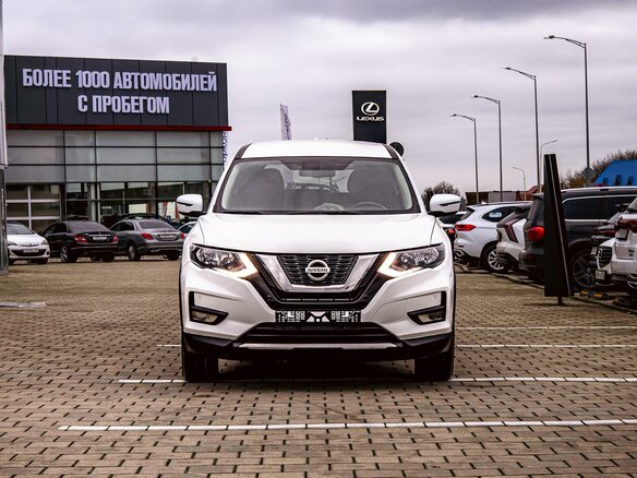 2020 Nissan X-Trail III Рестайлинг, белый, 1935000 рублей - вид 1