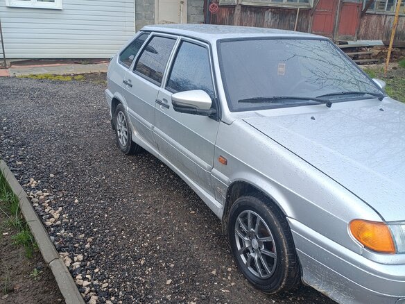 2008 Lada (ВАЗ) 2114, серебристый, 400000 рублей