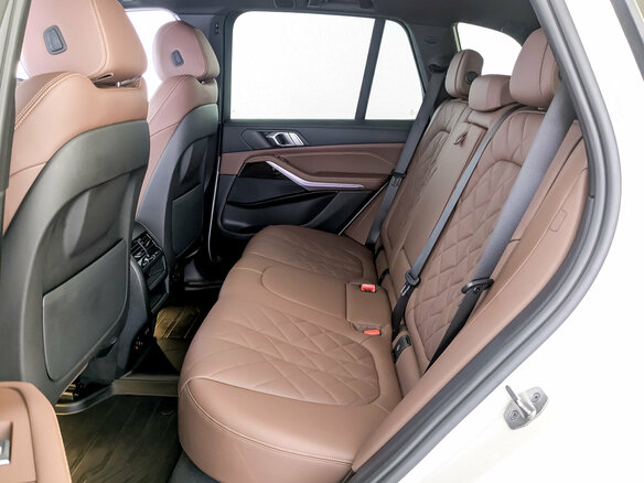 2023 BMW X5 30d IV (G05/G18) Рестайлинг, белый, 10850000 рублей - вид 12