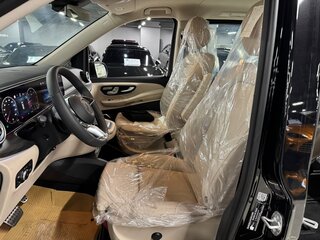 2025 Mercedes-Benz V-Класс Long 300 d длинный III (W447) Рестайлинг 2, чёрный, 16666666 рублей, вид 5