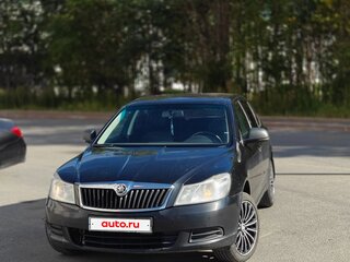 2011 Skoda Octavia II (A5) Рестайлинг, чёрный, 420000 рублей, вид 3