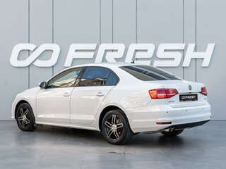 2015 Volkswagen Jetta VI Рестайлинг, белый, 998000 рублей, вид 2