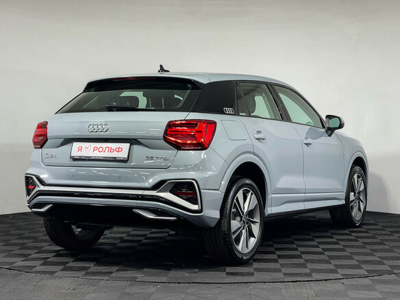 2025 Audi Q2 L 35 TFSI I Рестайлинг, серый, 4150000 рублей - вид 5