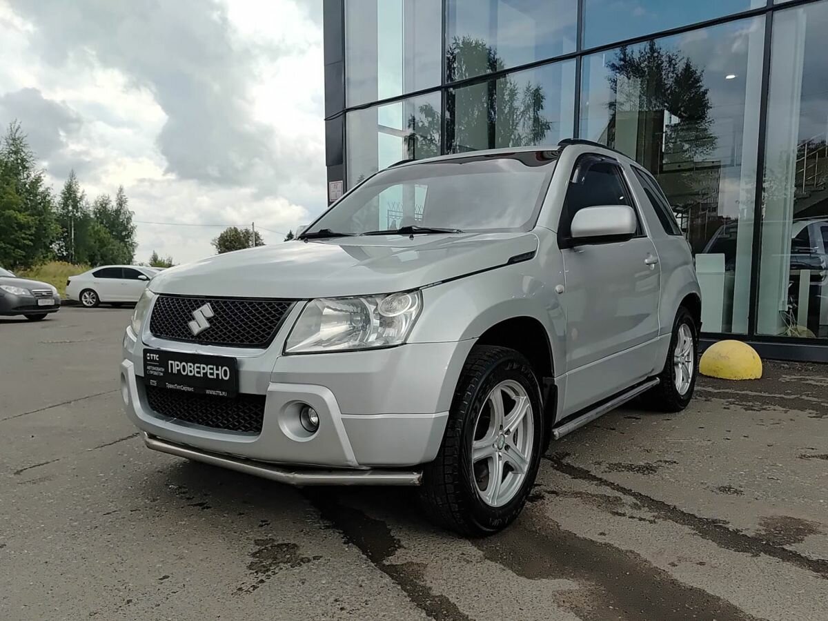 Открыть фотографии: Suzuki Grand Vitara II