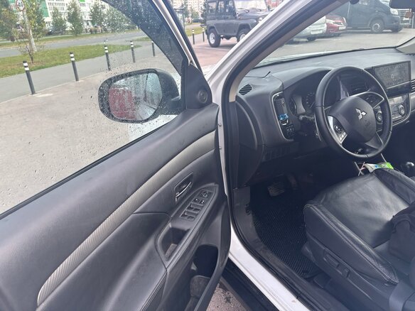 2013 Mitsubishi Outlander III, белый, 1950000 рублей - вид 8