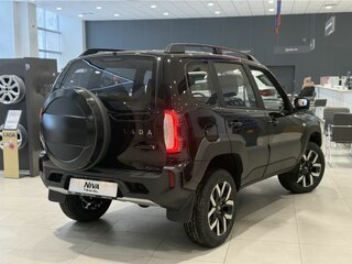 2026 Lada (ВАЗ) Niva Travel I Рестайлинг, чёрный, 1523000 рублей, вид 3