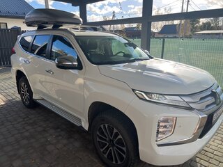 2022 Mitsubishi Montero Sport III Рестайлинг, белый, 3850000 рублей, вид 1