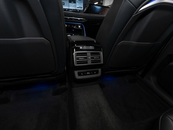 2026 Audi Q5 45 TFSI III (GU), зелёный, 7180000 рублей - вид 18