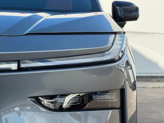 2026 Toyota bZ3X 58.3 kWh, серый, 3230000 рублей, вид 4
