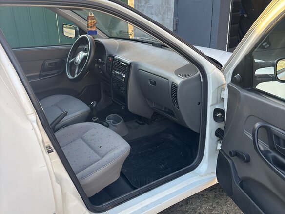 2001 Volkswagen Caddy II, белый - вид 6