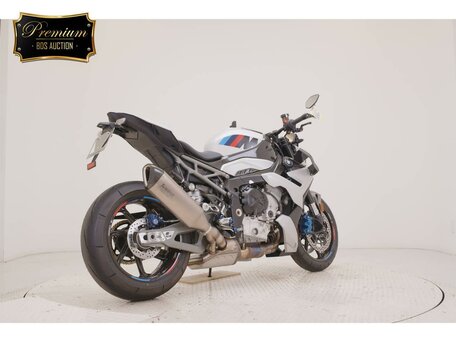 2025 BMW M 1000 R, серебристый, 2900000 рублей, вид 5