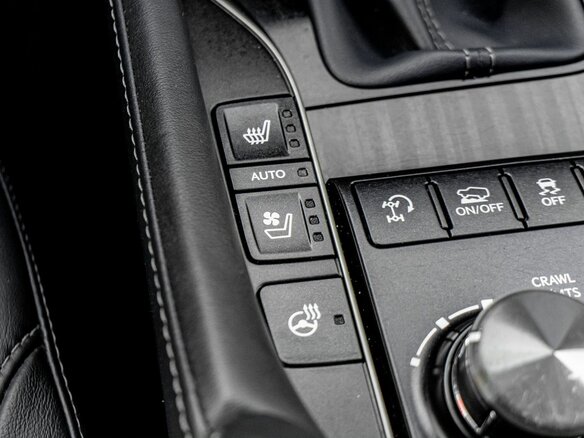 2019 Lexus LX 570 III Рестайлинг 2, чёрный, 6500000 рублей - вид 16