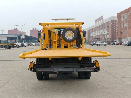 2026 Isuzu ELF KV600, жёлтый, 6409000 рублей, вид 5