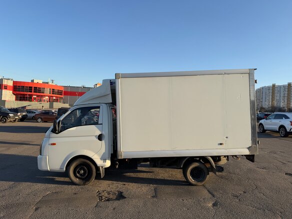 2014 Hyundai Porter II, белый, 1400000 рублей - вид 11