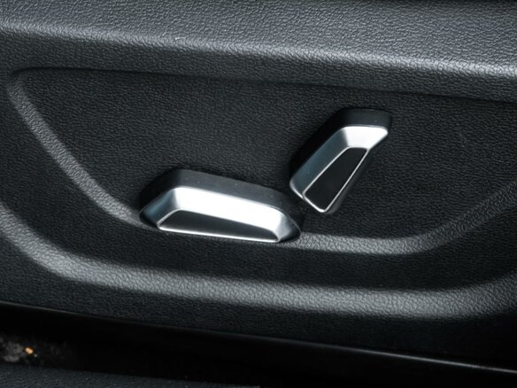 2023 Geely Coolray I, синий, 1727800 рублей - вид 22