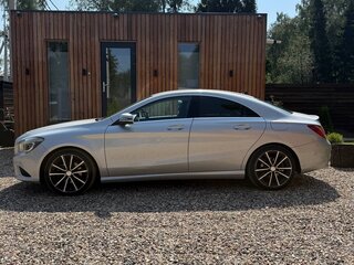 2013 Mercedes-Benz CLA 200 I (C117, X117), серебристый, 1700000 рублей, вид 4