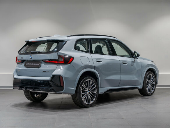 2026 BMW X1 Long 25Li xDrive III (U11/U12), серый, 6000000 рублей - вид 4