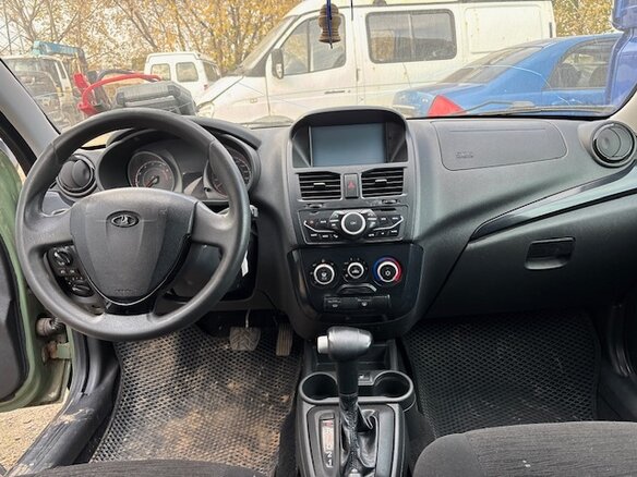2013 Lada (ВАЗ) Kalina II, зелёный, 281000 рублей - вид 17