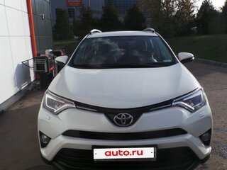 2017 Toyota RAV4 IV (XA40) Рестайлинг, белый, 1950000 рублей, вид 2