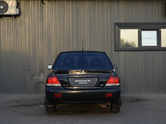 2005 Mitsubishi Lancer IX Рестайлинг, чёрный, 399888 рублей - вид 4