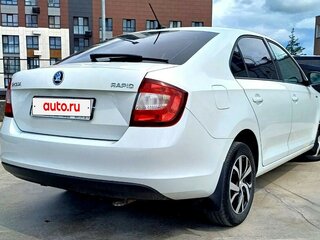 2019 Skoda Rapid I Рестайлинг, белый, 1349000 рублей, вид 4