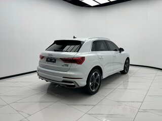 2021 Audi Q3 35 TFSI II (F3), белый, 2570000 рублей, вид 4