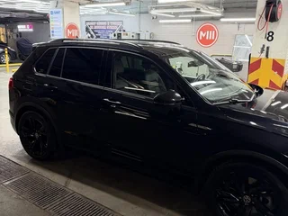 2021 Volkswagen Tiguan II Рестайлинг, чёрный, 3990000 рублей, вид 3