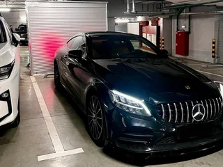 2019 Mercedes-Benz C-Класс 200 IV (W205) Рестайлинг, чёрный, 3900000 рублей, вид 3