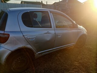 1999 Toyota Vitz I (P10), серый, 190000 рублей, вид 3