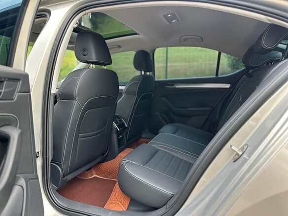 2022 Skoda Superb III Рестайлинг, серебристый, 2120020 рублей - вид 7