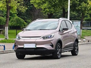 2023 BYD Yuan Pro (47 kWh) I Рестайлинг 2 (Pro), коричневый, 1507007 рублей, вид 3