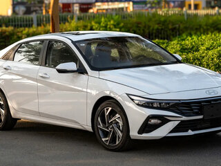 2025 Hyundai Elantra VII (CN7) Рестайлинг, белый, 1800000 рублей, вид 3
