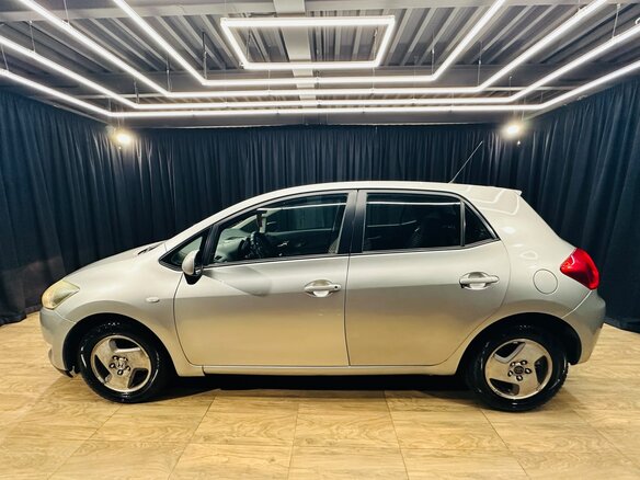 2007 Toyota Auris I, серебристый, 499000 рублей - вид 3