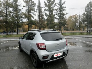 2021 Renault Sandero Stepway II Рестайлинг, серый, 780000 рублей, вид 3