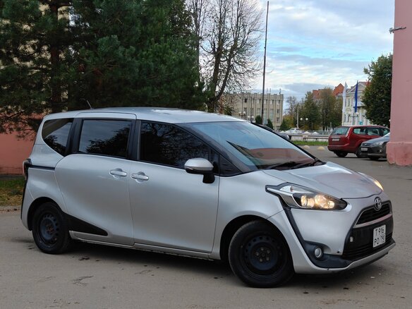 2017 Toyota Sienta II, серый, 1130000 рублей - вид 6