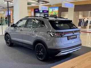 2026 Volkswagen Tharu XR, серый, 2390000 рублей, вид 2
