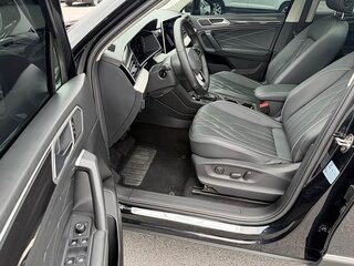 2023 Volkswagen Tiguan II Рестайлинг, чёрный, 2059000 рублей, вид 5