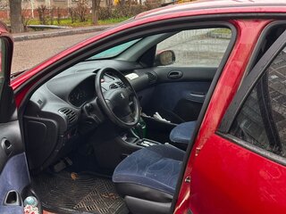 2002 Peugeot 206, красный, 250000 рублей, вид 4