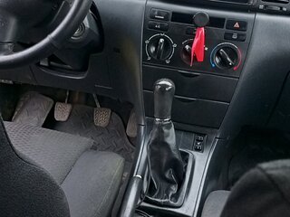2005 Toyota Corolla IX (E120, E130) Рестайлинг, серебристый, 405000 рублей, вид 5