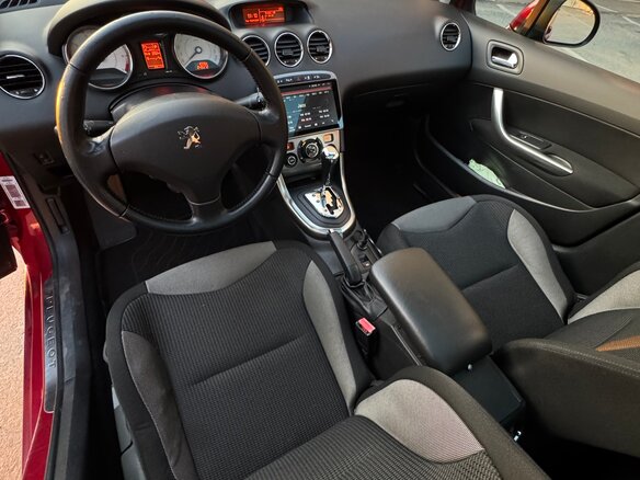 2010 Peugeot 308 I, красный, 399000 рублей - вид 16