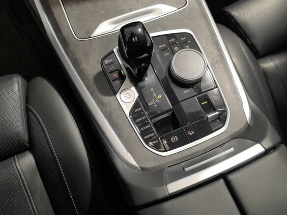 2022 BMW X7 30d I (G07), серый, 8199000 рублей - вид 28
