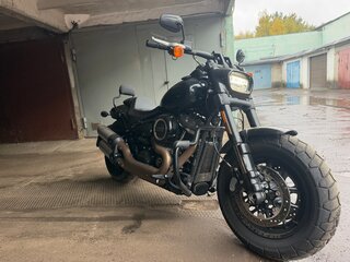 2019 Harley-Davidson Fat Bob, чёрный, 2000000 рублей, вид 2
