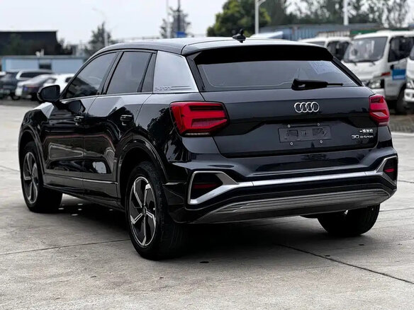 2022 Audi Q2 L e-tron I Рестайлинг, чёрный, 1692008 рублей - вид 6